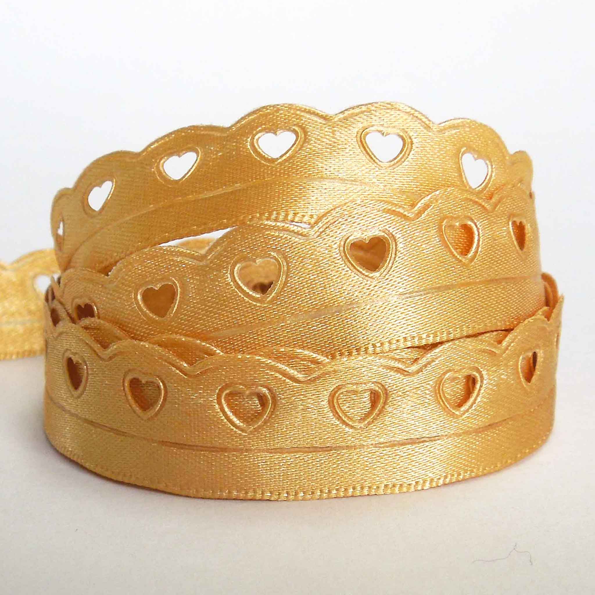 Lace Heart Cut Out Ribbon Honey Gold Berisfords - 12mm