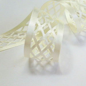 35mm Laser Cut Trellis Ribbon Bridal White - Berisfords