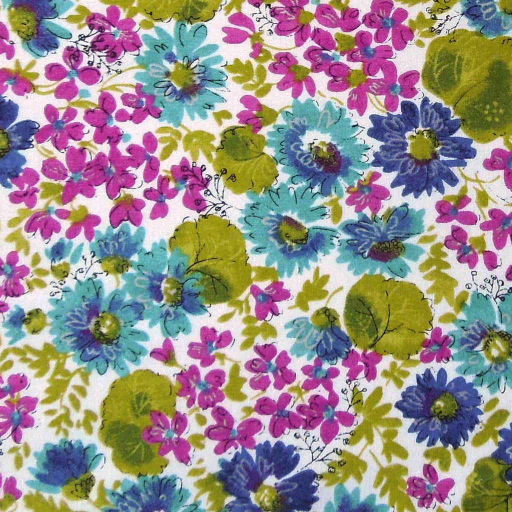Flower Power Raspberry Fabric Raspberry Cotton Flower Fabric - Cassandra - Clothworks – Fabric and Ribbon