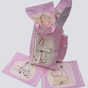 Kid's Cute Giraffe Tote Set handmade in pink cotton gingham fully lined. Children's Shopping Bag and Picnic Mats
