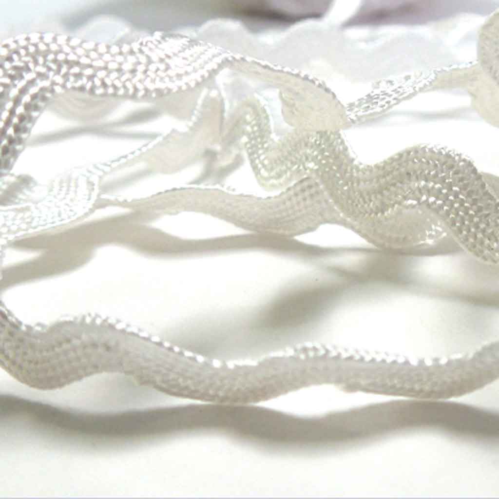 6mm Ric Rac White 5 Metres Fabric and Ribbon